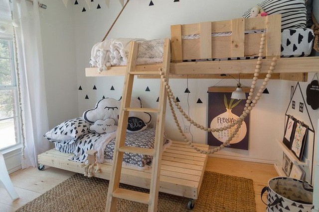 Bộ giường tầng gỗ là khu vực những đứa trẻ vô cùng ưa thích.