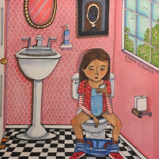
Nhà vệ sinh và điện thoại là 2 yếu tố mang lại những phút giây thư giãn thực sự mà chắc hẳn cô gái nào cũng cảm thấy thích thú.
