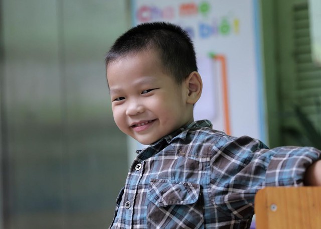 
Mỗi c&ocirc; cậu mầm non ngốn của bố mẹ v&agrave;i triệu đồng mỗi th&aacute;ng (Ảnh Đinh Quang Tuấn)
