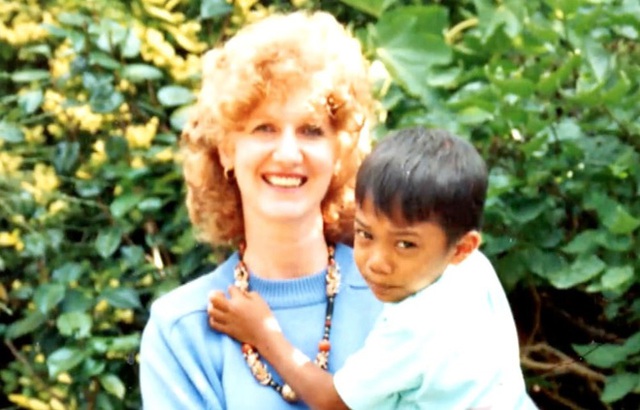 
B&agrave; Julie v&agrave; Joel. (Ảnh: joeldecarteret)
