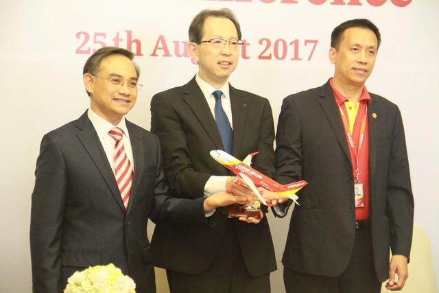 
Vietravel phối hợp với tỉnh Fukushima v&agrave; Vietjet tổ chức 15 chuyến charter ngắm hoa anh đ&agrave;o từ th&aacute;ng 2- 4/2018
