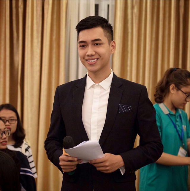 Tuy hay cười, Ninh Anh Thắng thừa nhận m&igrave;nh l&agrave; người kh&oacute; t&iacute;nh.