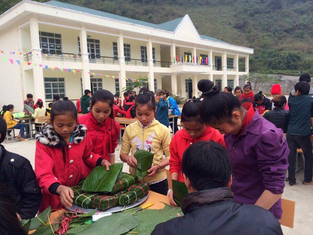 Học sinh hào hứng với nhiều hoạt động dạy, học, ngoại khóa tại trường.