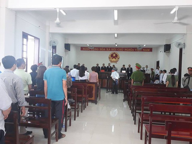 
Toàn cảnh phiên tòa xét xử Nguyễn Khắc Thủy.

