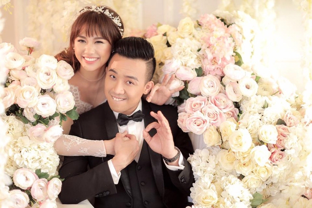 Hé lộ loạt ảnh cưới chưa từng công bố của Trấn Thành - Hari Won - Ảnh 5.