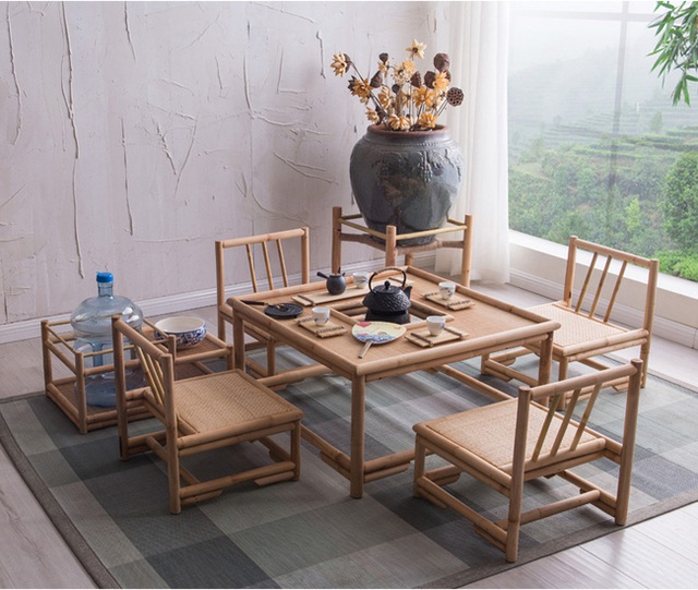 Tùy theo phong cách thiết kế của từng nhà mà bạn đều có thể lựa chọn thấy một mẫu bàn hoàn hảo nhất.