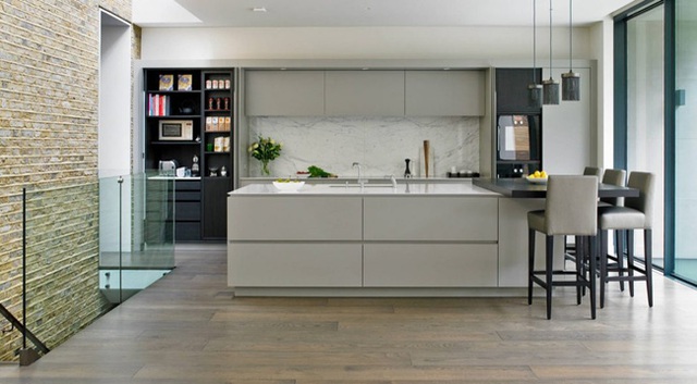 5. Với những căn bếp sử dụng màu xám thì ánh sáng tự nhiên là một yếu tố vô cùng quan trọng.