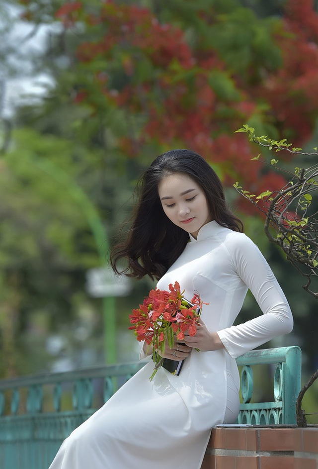 Em đ&atilde; từng l&agrave;m người mẫu ảnh tr&ecirc;n một số trang b&aacute;o