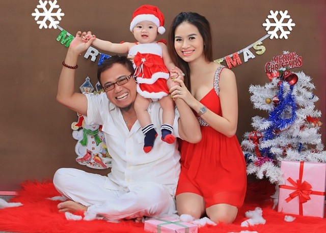 Gia đình nghệ sĩ Hồng Tơ.