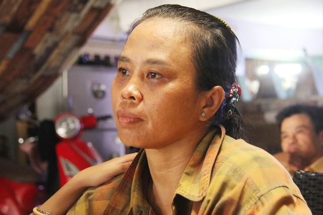Chị Trinh kể những ng&agrave;y sống chung với gia đ&igrave;nh chồng, bị bố mẹ chồng hắt hủi, thương chồng thương con chị tiếp tục cố gắng.