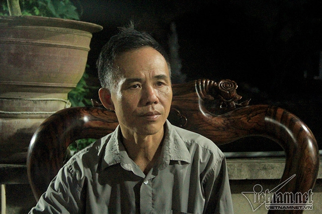 &Ocirc;ng Nguyễn Văn S&aacute;u trong một buổi s&aacute;ng mất đi 3 người ch&aacute;u