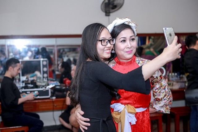 Danh hài Hồng Vân được nhiều khán giả trông đợi khi biểu diễn tại Hà Nội.
