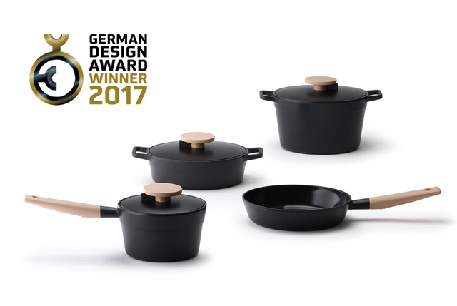 Với thiết kế vô cùng ấn tượng, bộ nồi Minimal Series xứng đáng nhận được giảiGerman Design Award 2017 và IF Design Award 2016