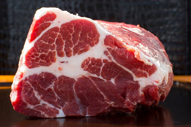 Thịt lợn Mangalitsa được cho là sánh ngang với thịt bò Kobe nổi tiếng của Nhật Bản.