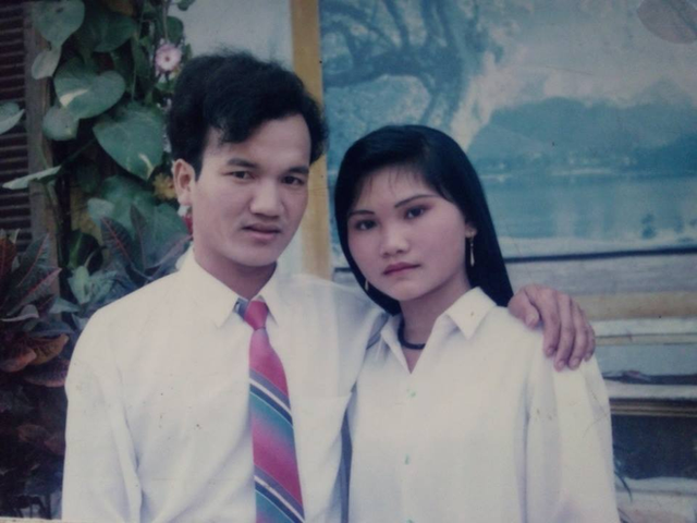 Bức ảnh chị Nguyệt và chồng chụp khi còn trẻ.