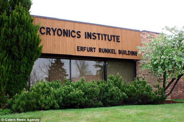 Viện Cryonics c&oacute; trụ sở ch&iacute;nh tại Michigan, nơi đang đ&oacute;ng băng, bảo quản 160 cơ thể người v&agrave; 100 cơ thể động vật