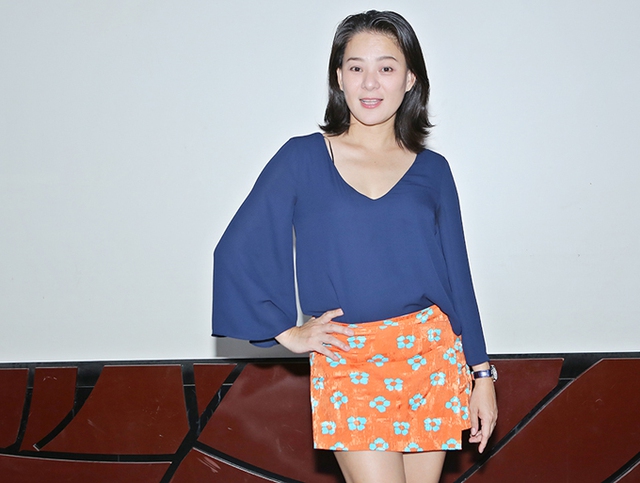 
Người đẹp Amy Lê Anh là cháu ngoại của danh ca Giao Linh. Cô đã có thâm niên 10 năm hát ở các phòng trà.
