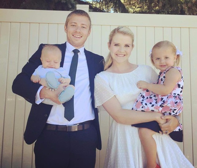 Gia đình của Elizabeth. (Ảnh: Internet)