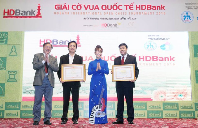 
HD Bank nhận bằng khen của Thủ tướng Chính phủ và của Ủy ban Olympic Việt Nam vì những đóng góp cho hoạt động thể thao
