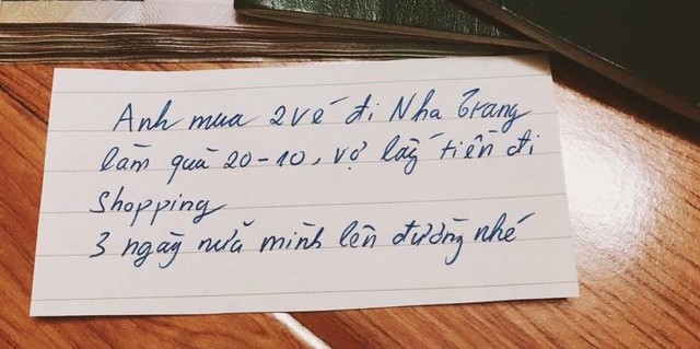 Lời nhắn lãng mạn ngày 20/10 được người vợ chia sẻ trên mạng xã hội.