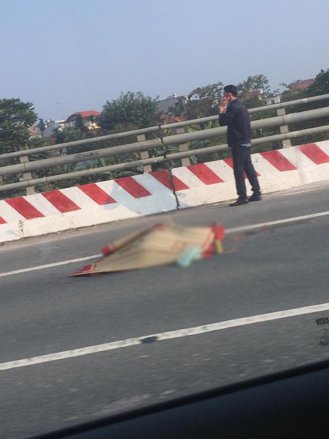 Hiện trường vụ tai nạn. Ảnh Nguyễn Anh Hải.