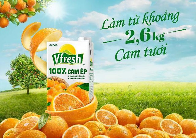 
Mỗi hộp nước cam Vfresh 100% được làm từ khoảng 2,6kg cam tươi
