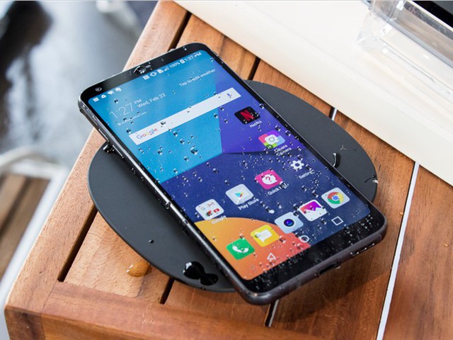 
Năm ngoái, LG G6 đã không được trang bị con chip nhanh nhất vì Qualcomm không đủ linh kiện cung cấp. Ảnh: Business Insider.
