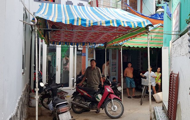 Khung trại vừa được dựng. Ảnh: L&ecirc; Trai.