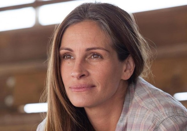 
 Julia Roberts theo đuổi lối sống không trang điểm, lão hóa tự nhiên. Ảnh: People.
