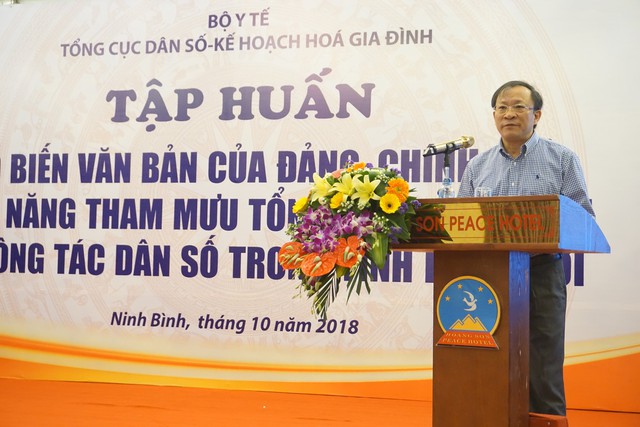 
Ông Nguyễn Doãn Tú, Tổng cục trưởng Tổng cục DS-KHHGĐ (Bộ Y tế) phát biểu khai mạc buổi tập huấn. Ảnh: N.Mai
