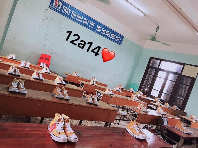 V&agrave; cả những đ&ocirc;i gi&agrave;y thể thao