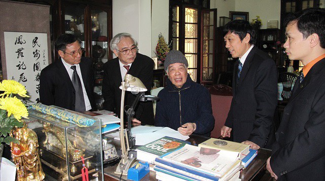 
Theo nguyên Phó Thủ tướng Chính phủ Nguyễn Mạnh Cầm, ý kiến của nguyên Tổng Bí thư Đỗ Mười có tính chất quyết định trong việc Việt Nam gia nhập Asean.
