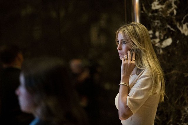 Ivanka thường dành khoảng 3 tiếng mỗi tối trả lời tất cả các email. Ảnh: Drew Angerer/Getty Images