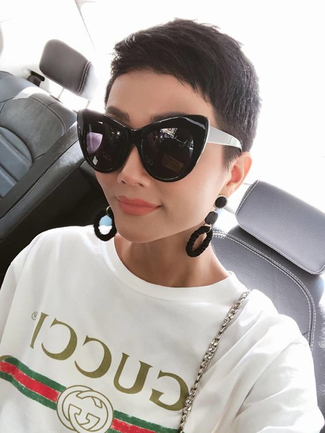Chiếc áo thun hiệu Gucci hiếm hoi của HHen Niê nhưng theo cô đây là áo do nhà tài trợ tặng