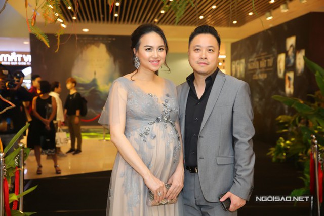 Đinh Ngọc Diệp bế bụng bầu gần 9 th&aacute;ng dự buổi ra mắt phim Người bất tử tại TP HCM, h&ocirc;m 15/10.