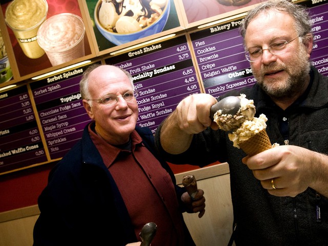 
Ben Cohen và Jerry Greenfield.
