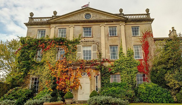 Dinh thự Highgrove House ở Gloucestershire của vợ chồng Charles - Camilla. Ảnh: UK Press.