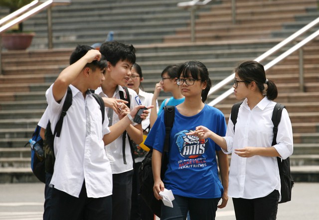 
Kỳ thi vào lớp 10 THPT năm học 2019 – 2020 tại Hà Nội có nhiều thay đổi so với những năm học trước. Ảnh minh họa: Chí Cường
