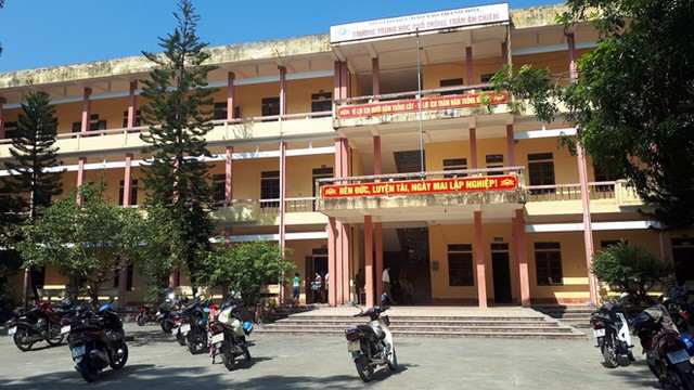 
Trường THPT Trần Ân Chiêm là một trong 13 trường THPT phải giải thể theo đề án sắp xếp của tỉnh Thanh Hóa . Ảnh: Nguyễn Dương.
