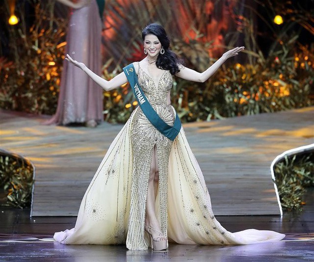 
Hình ảnh Phương Khánh tại cuộc thi Miss Earth 2018

