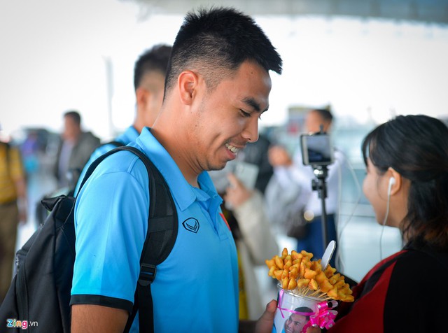 Tiền vệ CLB Hà Nội thường được các fan gọi là hoàng tử bánh gấu. Ảnh: Việt Hùng.