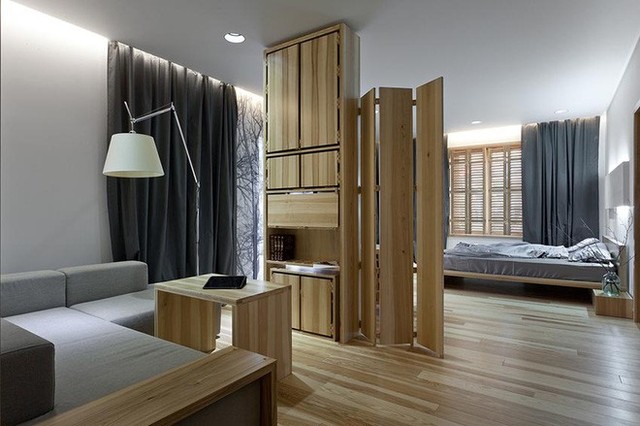 
Những chiếc giường được làm từ gỗ luôn là một phần không thể thiếu của căn phòng ngủ.
