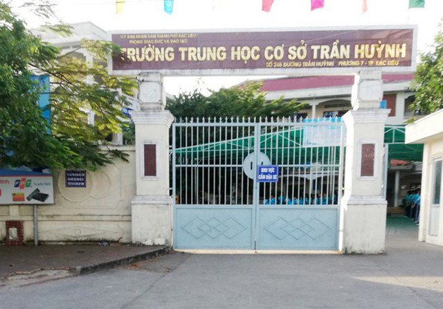 Trường THCS Trần Huỳnh, nơi xảy ra vụ việc. Ảnh: Nhật Tân.