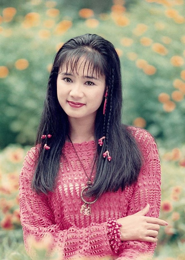 Trong suốt những năm 1990, Thu Hà được cho là mỹ nhân xinh đẹp nhất điện ảnh Việt.
