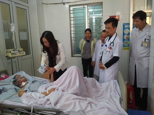 
Bệnh nhân bị TNGT đa chấn thương đang điều trị tích cực tại BVĐK Kiến An
