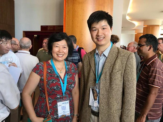 PGS.TS Lê Hoàng Sơn tham dự hội thảo tại Italy. Ảnh: NVCC.