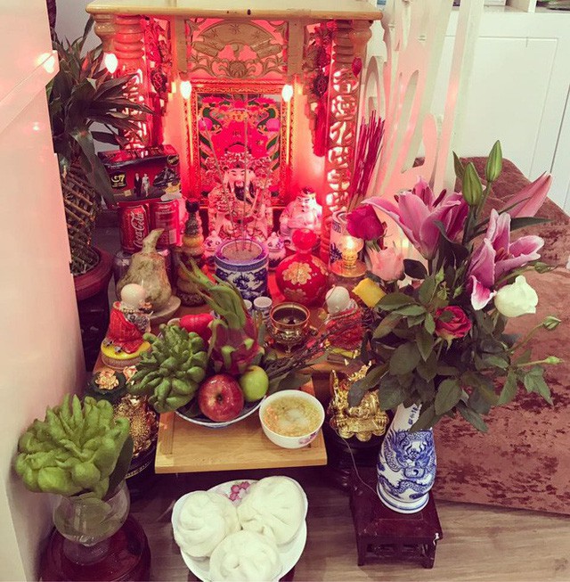 
Ban thờ Thần t&agrave;i: Ảnh: Internet
