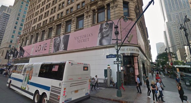 Cửa hàng Victoria Secret nơi tội ác của Tiona bị phát hiện
