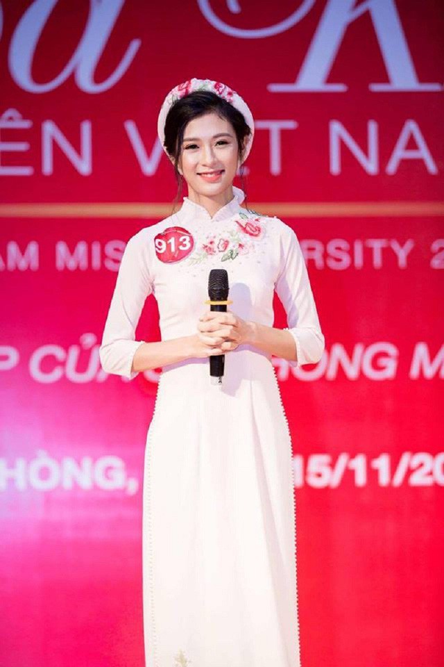 Thùy từng là đại diện của trường đi thi cuộc thi Hoa khôi Sinh viên Việt Nam 2017