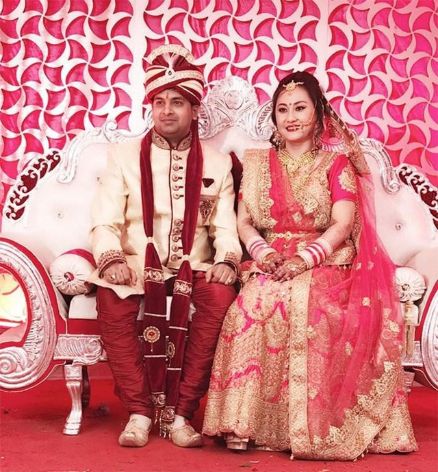 Diễn viên Ngọc Xuân và chồng Ấn Độ trong ngày cưới.